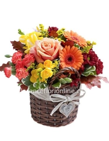 Cestino di fiori freschi assortiti » Fiorista consegna fiori e piante a  domicilio a Gaeta. Acquisto e invio online di fiori a Gaeta e Formia.