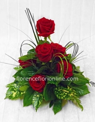 Composizione di 9 rose rosse in spugna