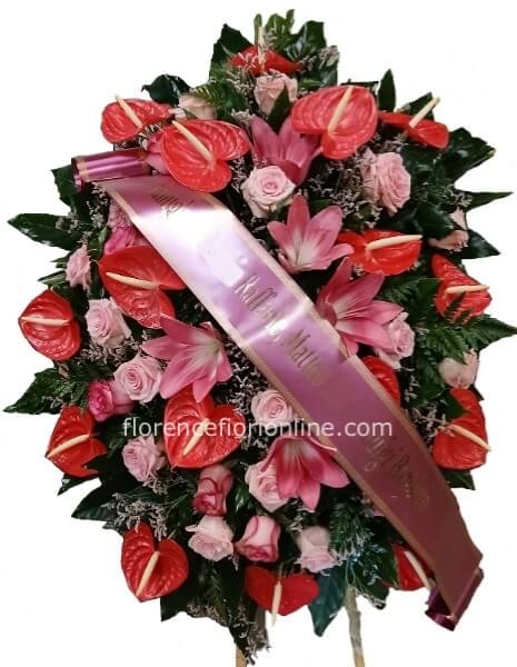 Cuscino con piedini di anthurium, rose e lilium